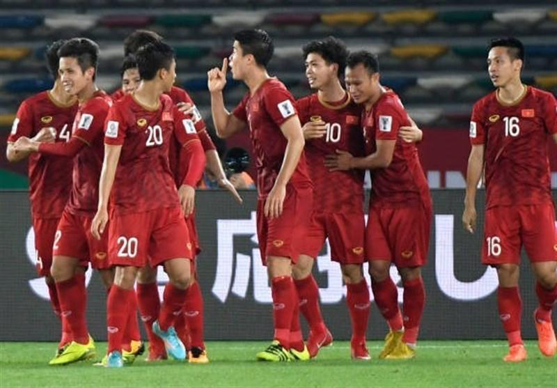 تغییر تاکتیک سرمربی کره ای ویتنام برابر ایران با بازی سرعتی