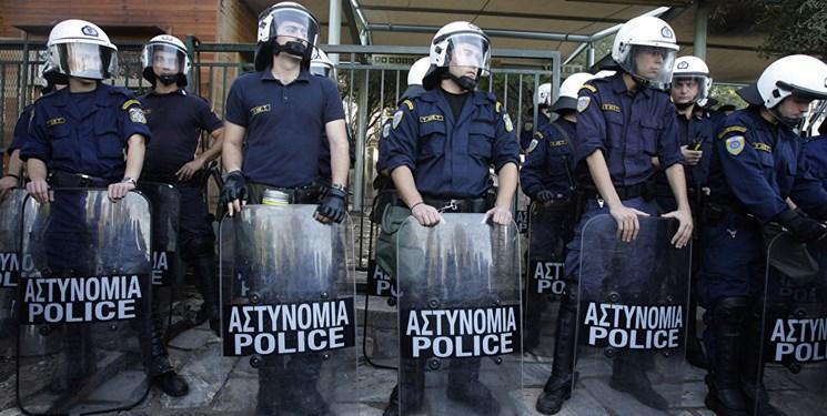 درگیری پلیس یونان با معلمان معترض به قوانین کاری