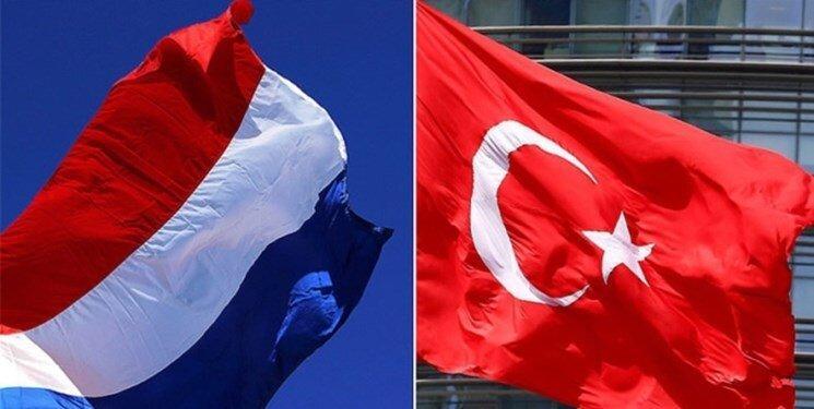 هلند سفیر ترکیه را احضار کرد