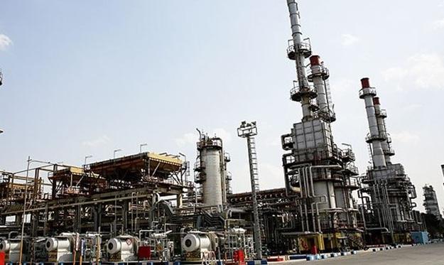 هیچ دستگاهی جز وزارت نفت حق تشکیل صندوق برای پالایشی ها هیچ دستگاهی جز وزارت نفت حق تشکیل صندوق برای پالایشی ها نداشت