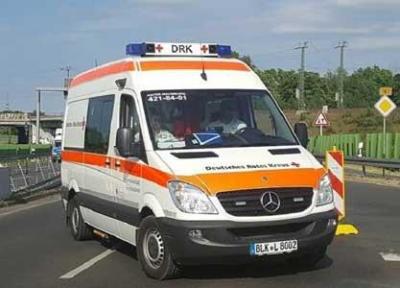 تصادف اتوبوس با کامیون در آلمان یک کشته و 14 زخمی بر جای گذاشت