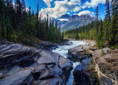 عجایب طبیعی کانادا: از کوه های راکی تا آبشار نیاگارا